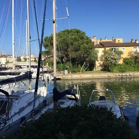 Port Rue De L'amarrage *